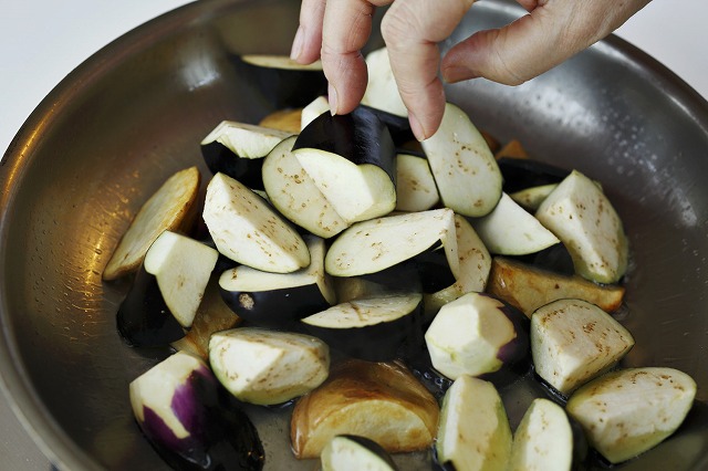 夏野菜を楽しもう! ナスのレシピ特集