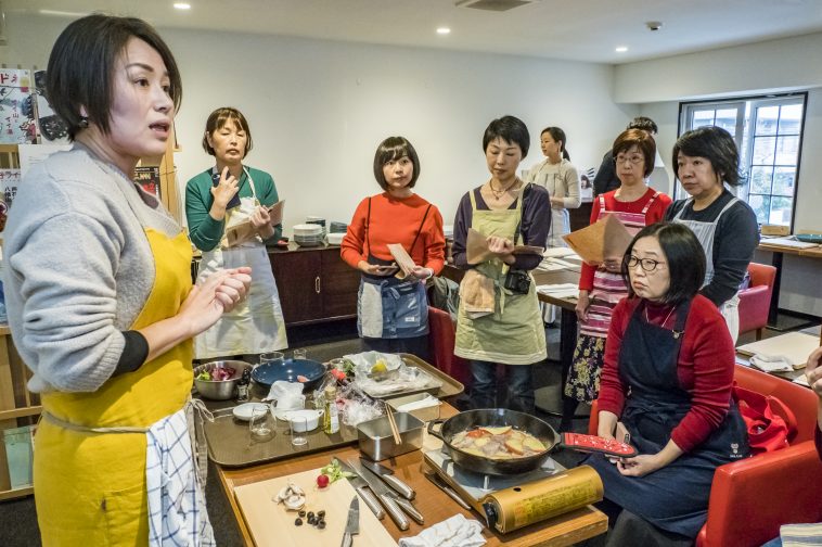 『GLOBAL』の包丁が切り比べられる料理教室 イベントレポート